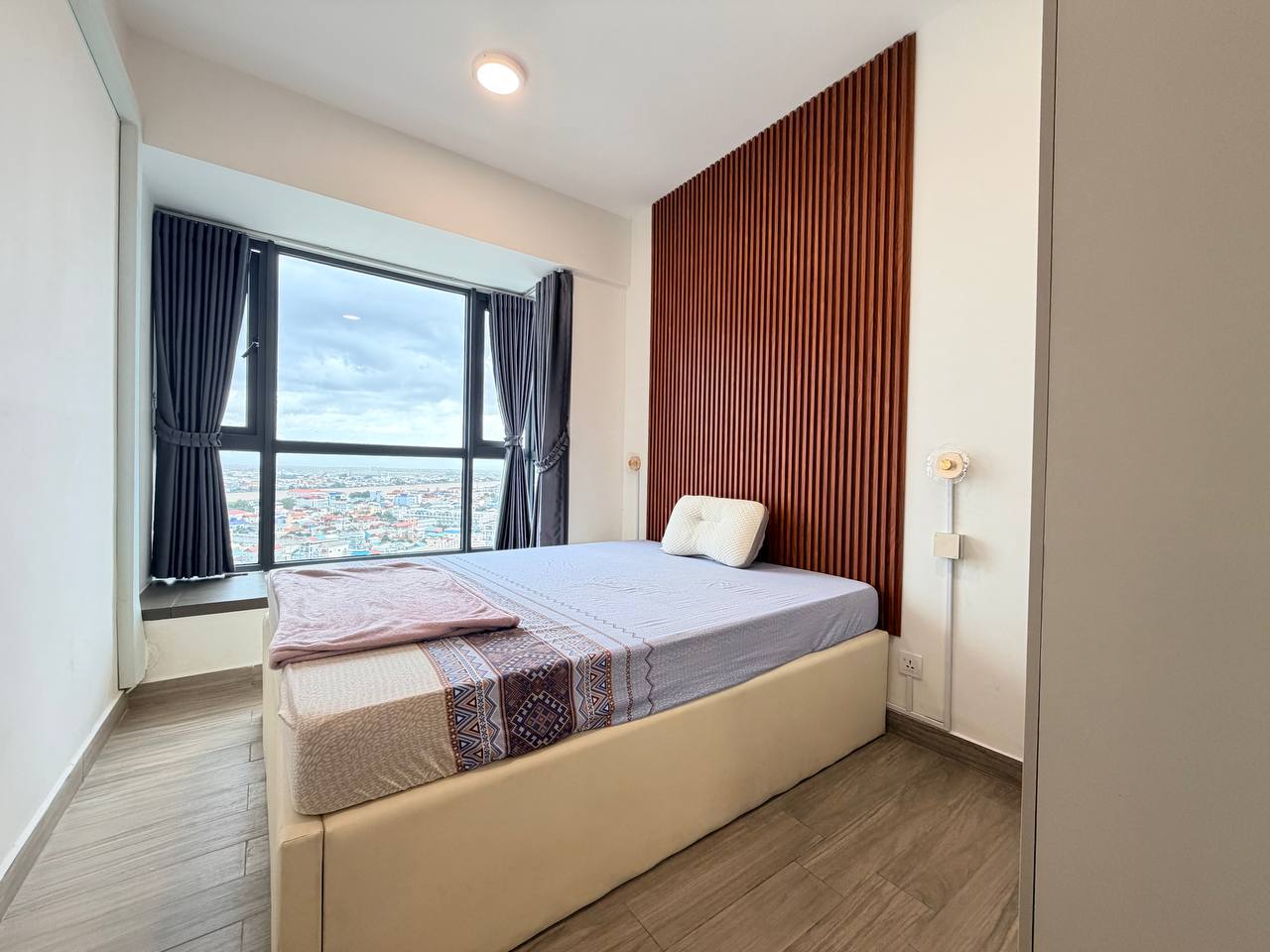 Condo Urban Village 2 beds