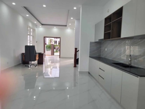 Villa for Rent - 50-Meter Road Near AEON Mall 3